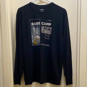 Old Navy Base Camp Graphic Black Long Sleeve T Shirt in Mens Size Small